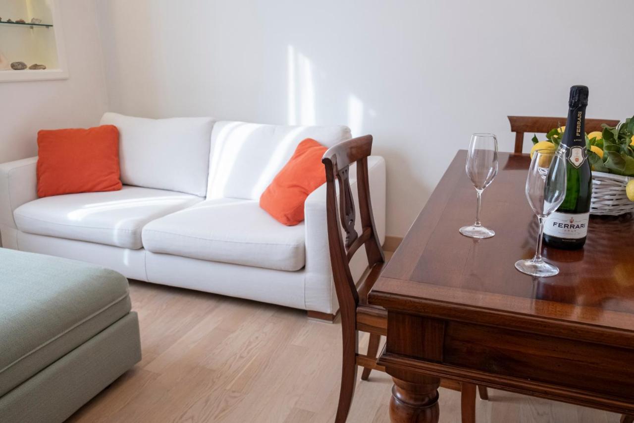 Noliday Suite Riviera Luxury Sea Flat المظهر الخارجي الصورة
